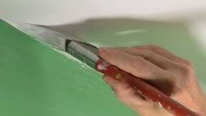 how to hold a paint brush for best control