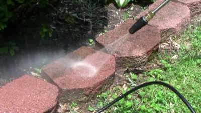 photo using a turbo pressure washer nozzle to clean mildew from bricks